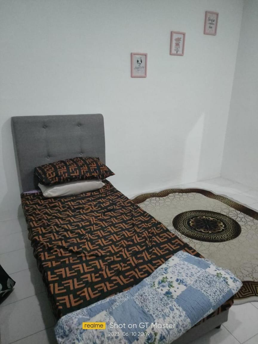 Naurah Homestay Sungai Petani Kültér fotó